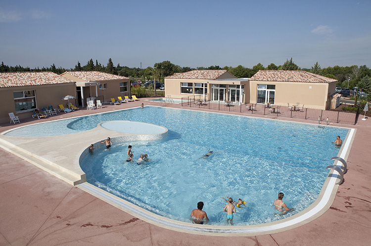 Residence Les Demeures du Ventoux - Vacancéole - Aubignan - Outdoor swimming pool